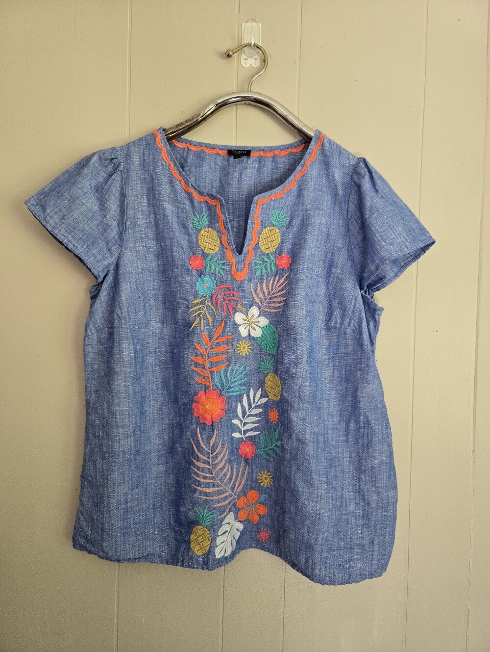 Talbots Linen Blend Blouse Top Pineapple Floral Embroidery Tropical Blue X